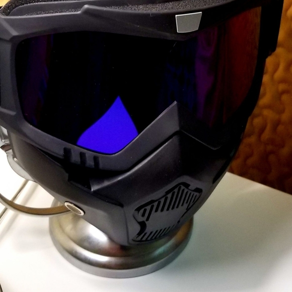 Motorcycle Goggles - Picture 8 of 11